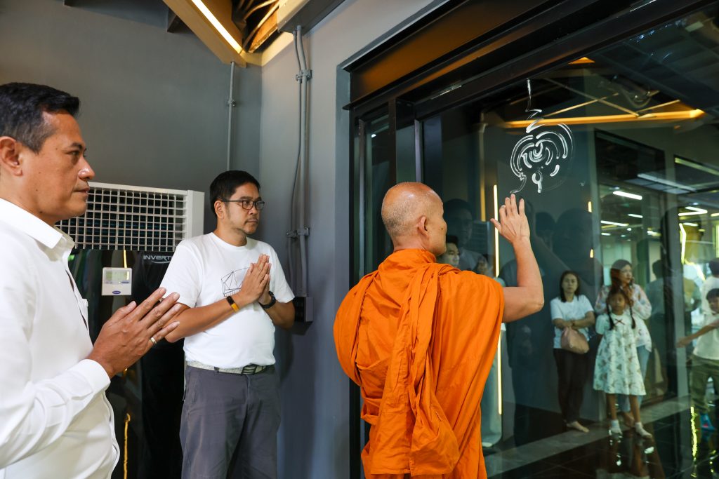 ทำบุณสำนักงานใหญ่แห่งใหม่ (4)