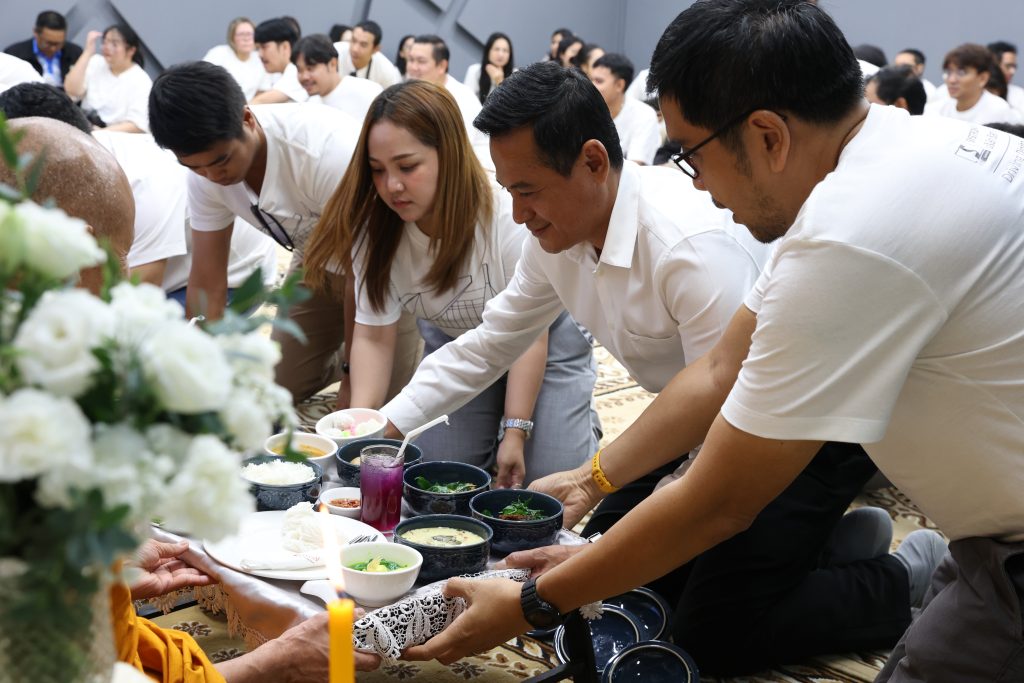 ทำบุณสำนักงานใหญ่แห่งใหม่ (41)